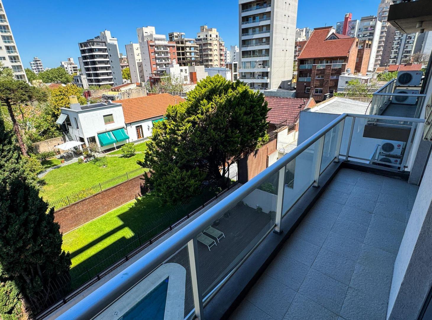 Foto de VENTA DEPARTAMENTO 3 AMBIENTES C/COCHERA QUILMES, imagen 3