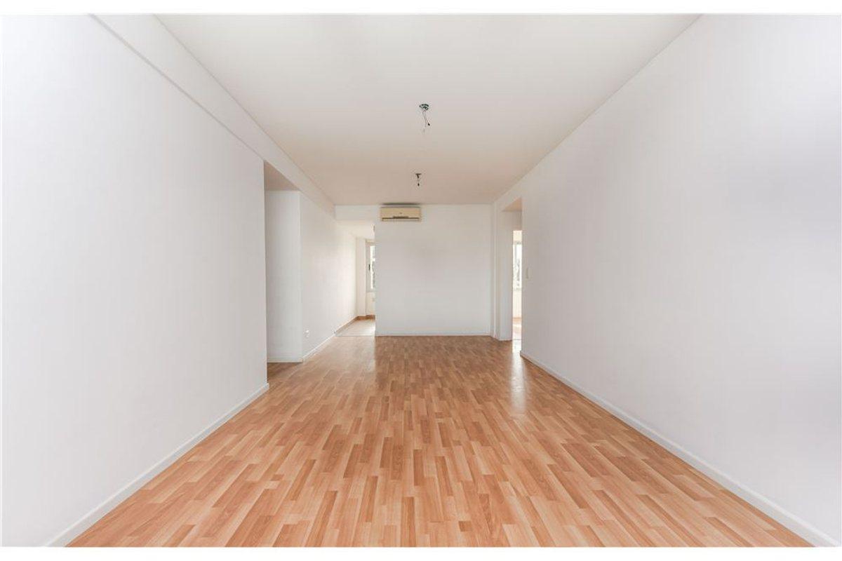 Foto de VENTA DEPARTAMENTO 3 AMB COCHERA BAULERA BERNAL, imagen 4