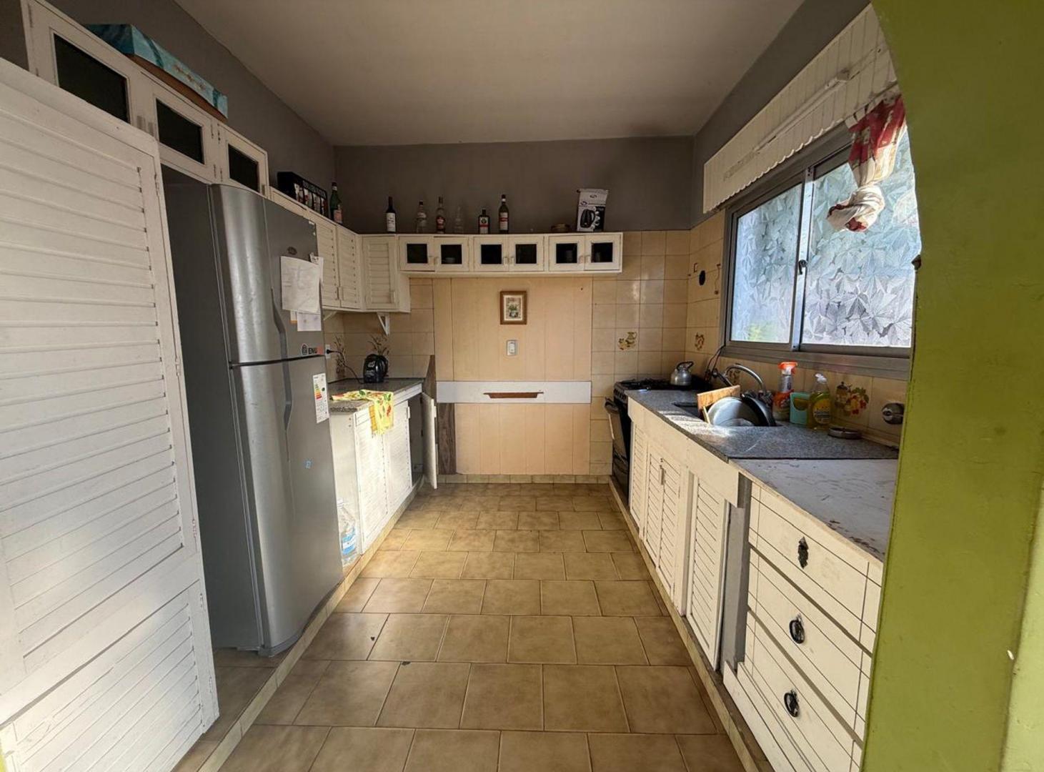 Foto de VENTA DE CASA EN BERAZATEGUI 2 PLANTAS, imagen 3