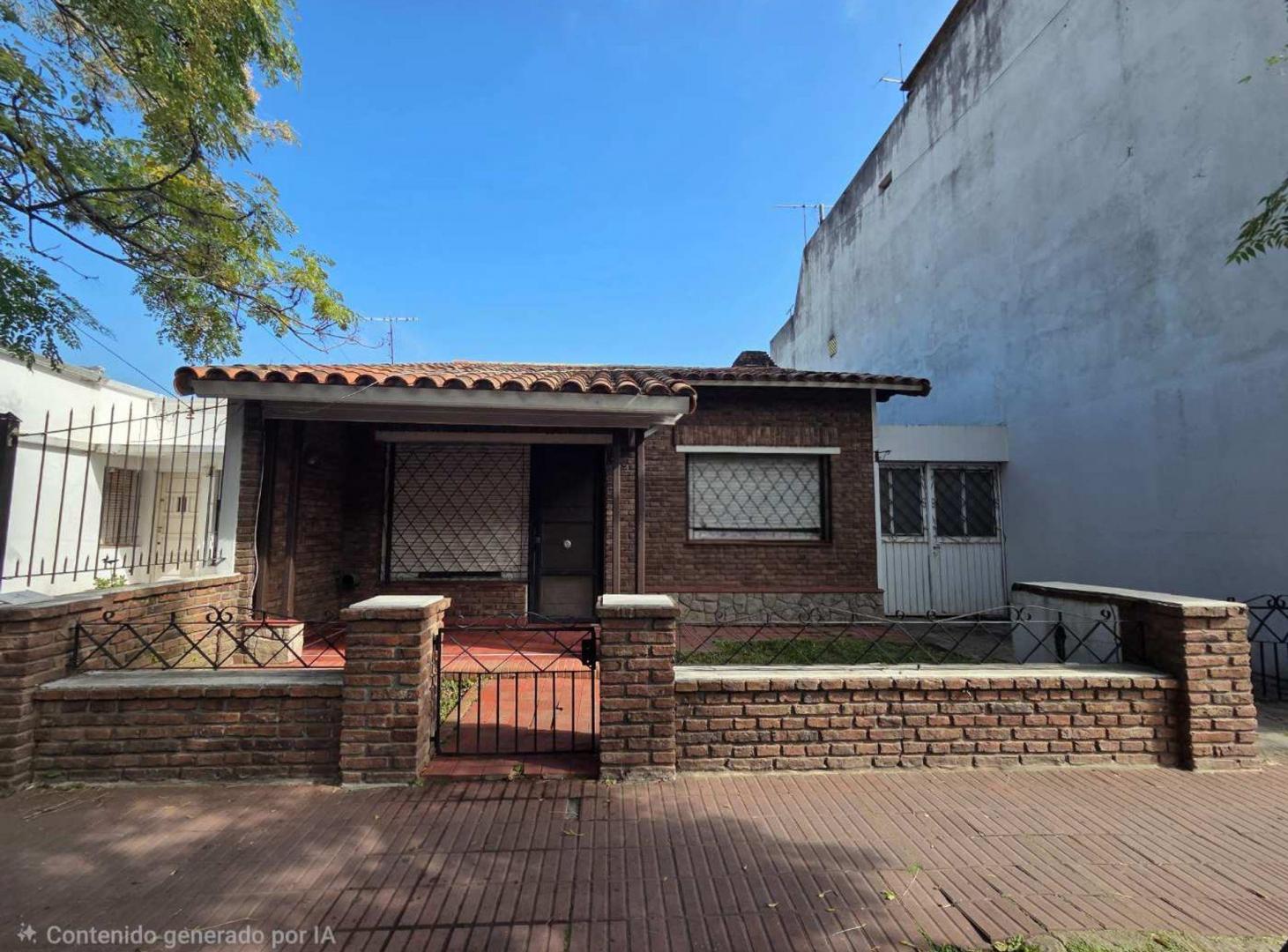 Foto de VENTA CASA 4 AMBIENTES CON COCHERA EN EZPELETA, imagen 4