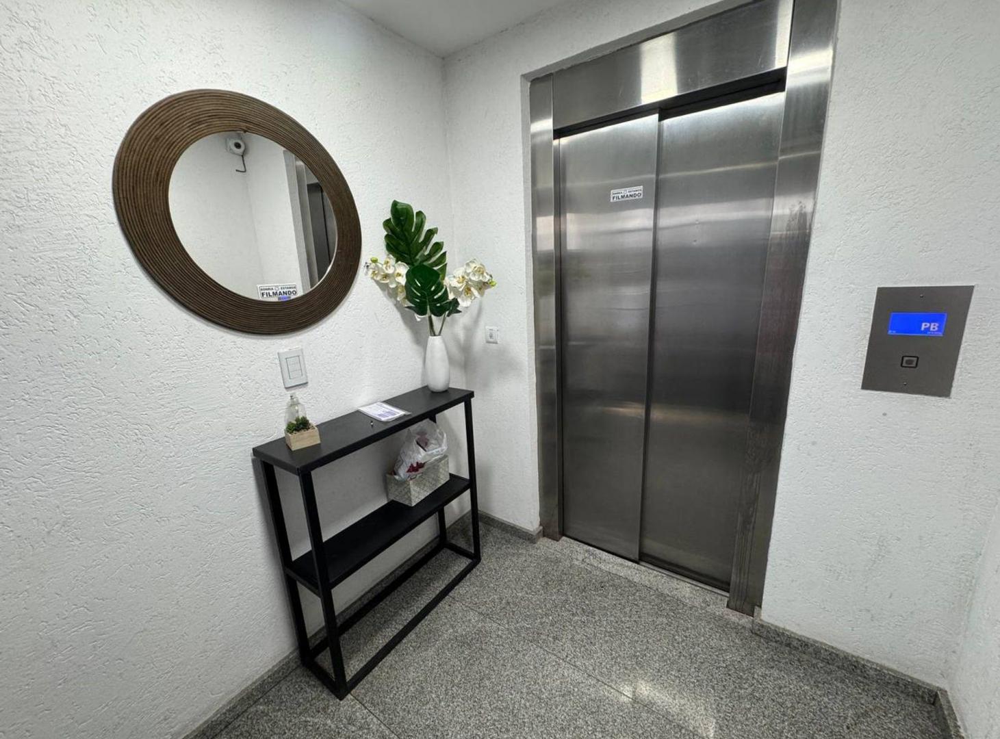 Foto de VENTA DEPARTAMENTO 3 AMBIENTES CON COCHERA QUILMES, imagen 3