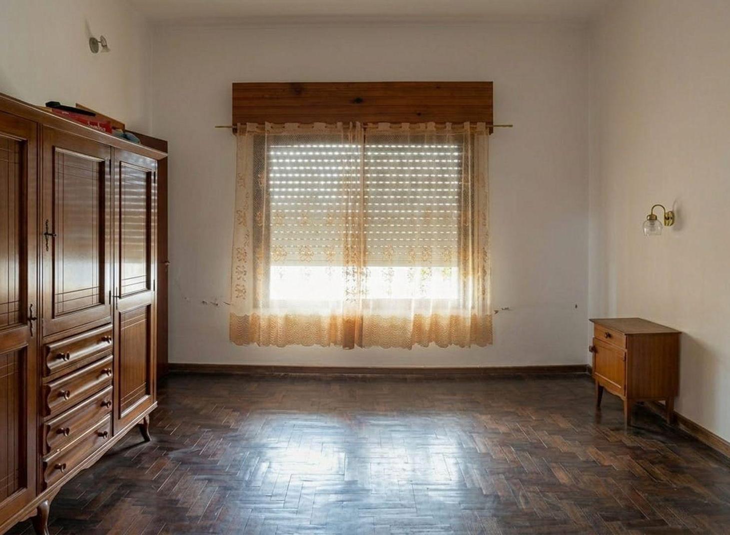 Foto de Casa en Venta sobre Avenida en Berazategui, imagen 1