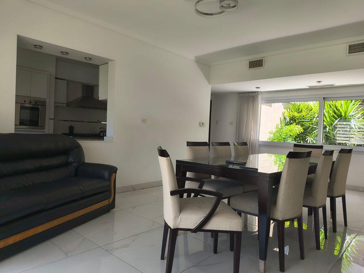 Foto de CASA EN VENTA -POSIBLE APTA BANCO, imagen 3