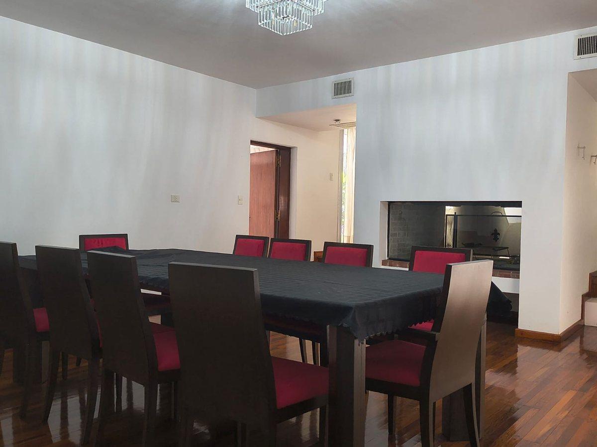 Foto de CASA EN VENTA -POSIBLE APTA BANCO, imagen 5