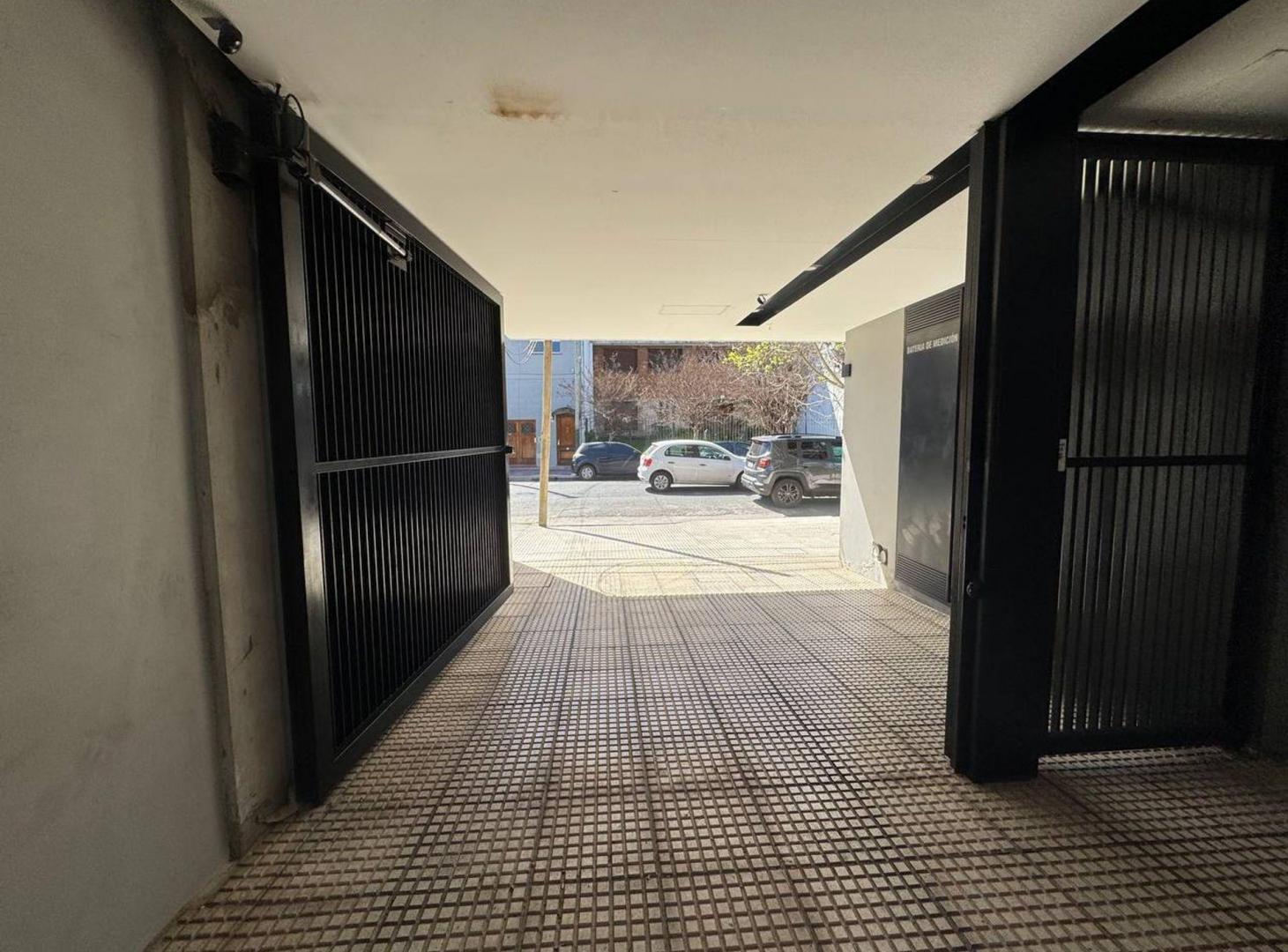 Foto de VENTA COCHERA DOBLE LOMAS DE ZAMORA, imagen 5