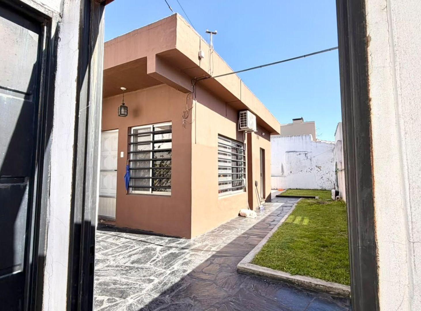 Foto de PH 3 AMBIENTES CON PATIO Y QUINCHO EN BERNAL ESTE, imagen 4
