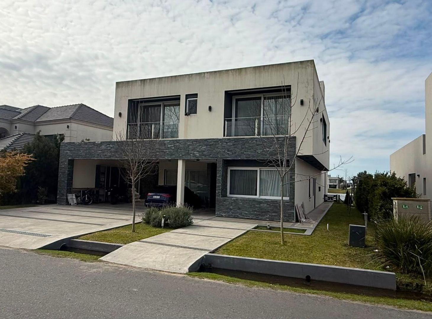Foto de CASA LOS TRONCOS, imagen 1