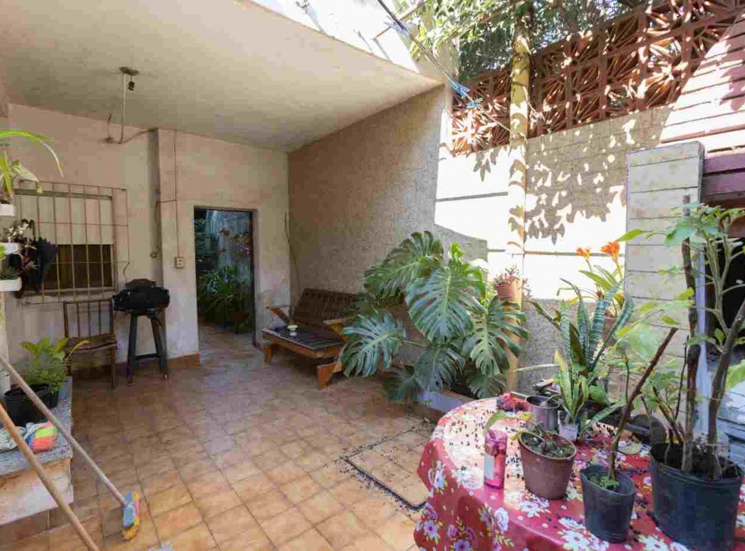 Foto de Oportunidad: casa con local a reciclar en Ezpeleta, imagen 5