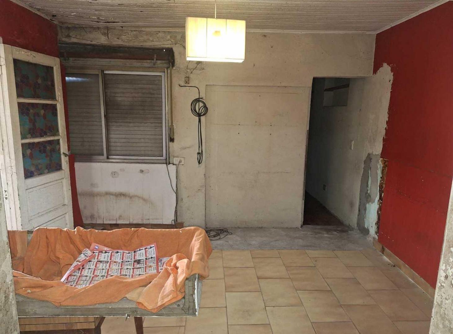 Foto de VENTA LOTE CASA A REFACCIONAR QUILMES OESTE, imagen 2