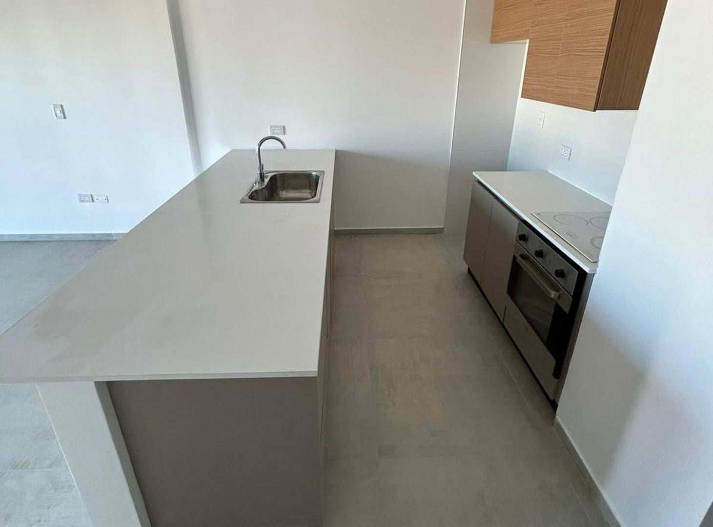 Foto de Monoambiente en alquiler Bernal Oeste, imagen 3