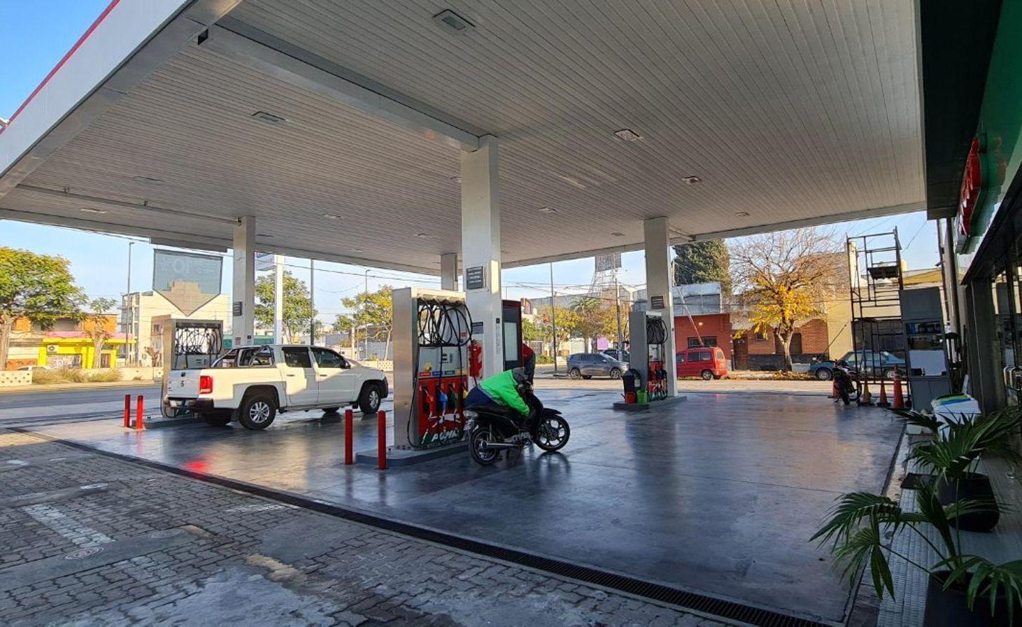 Foto de VENTA ESTACIÓN DE SERVICIO PUMA ENERGY BERNAL, imagen 3