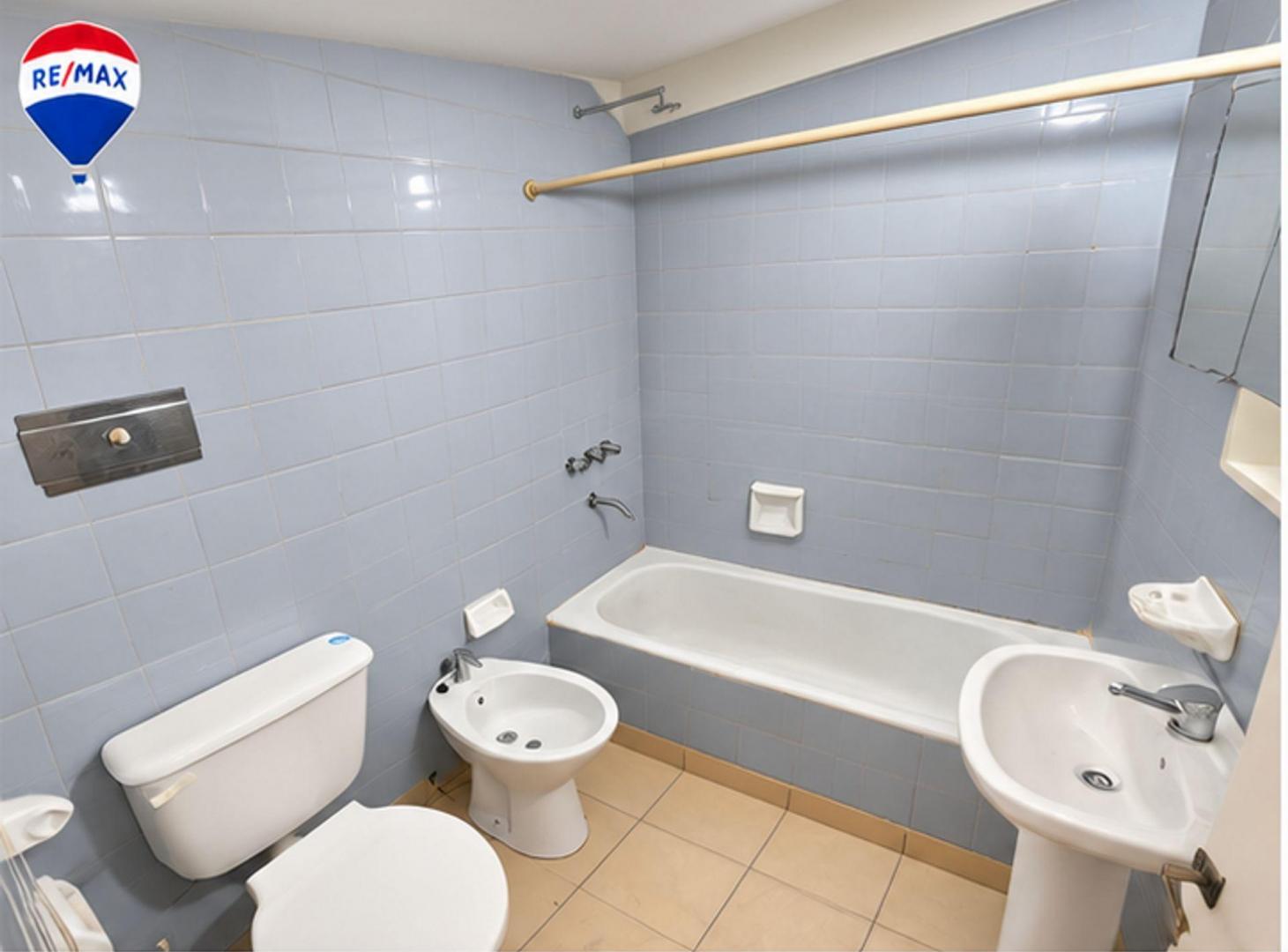 Foto de VENTA DEPARTAMENTO 2 AMBIENTES BALVANERA CABA, imagen 4