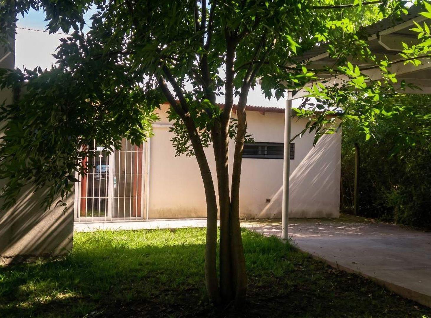 Foto de VENTA CASA QUINTA CON PILETA EL PATO BERAZATEGUI, imagen 5
