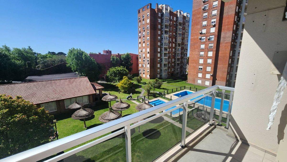 Foto de ALQUILER DEPTO 2 AMB COMPLEJO PARQUE BERNAL, imagen 1
