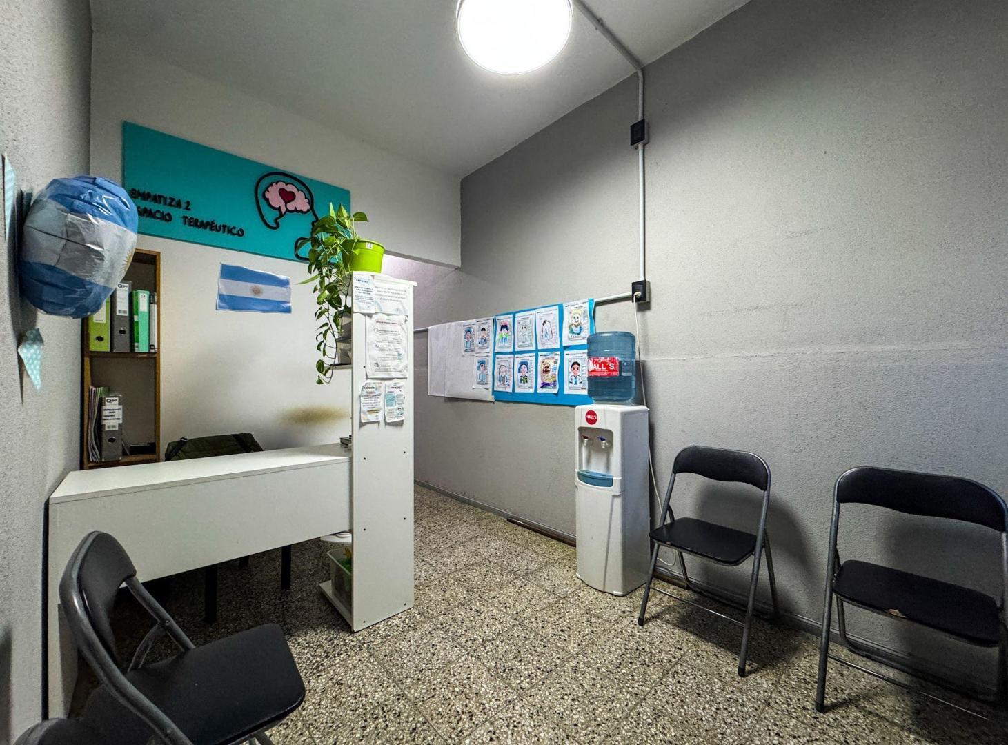 Foto de VENTA PROPIEDAD 4 AMBIENTES C/PATIO EN SOLANO, imagen 1