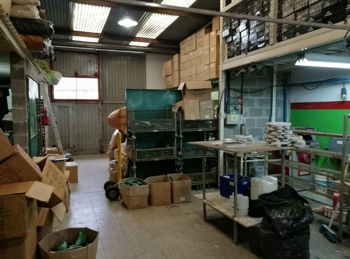 Foto de VENTA GALPON CON RENTA, imagen 2