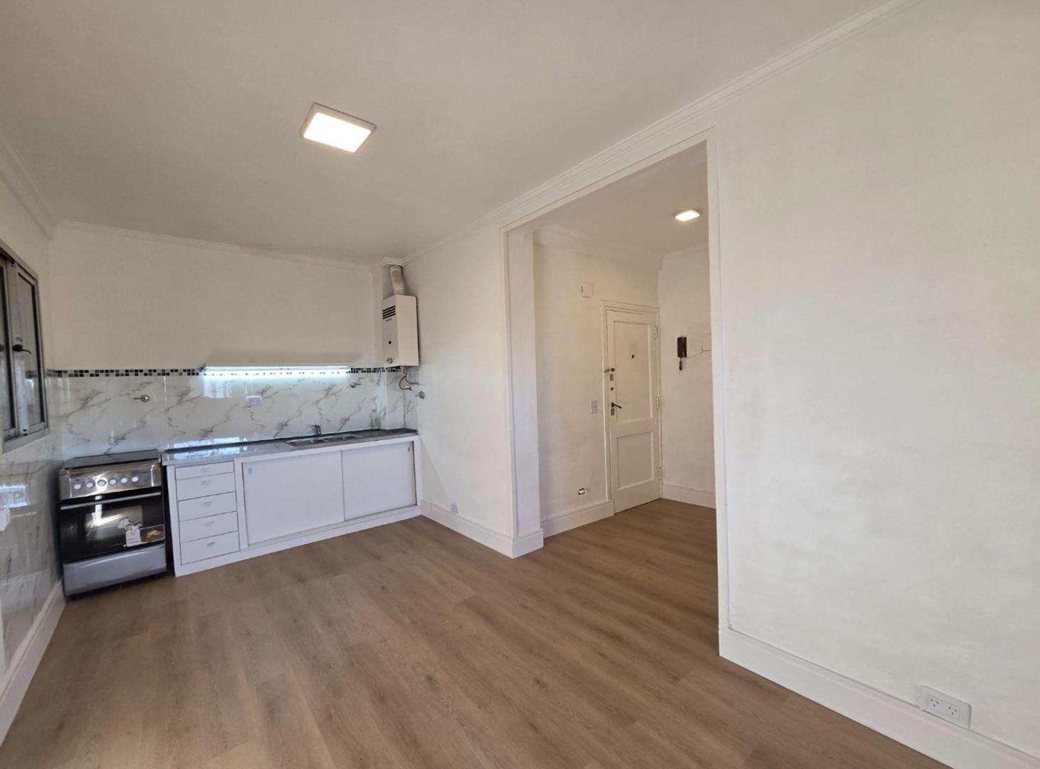 Foto de VENTA DEPARTAMENTO 2 AMBIENTES EN WILDE, imagen 5