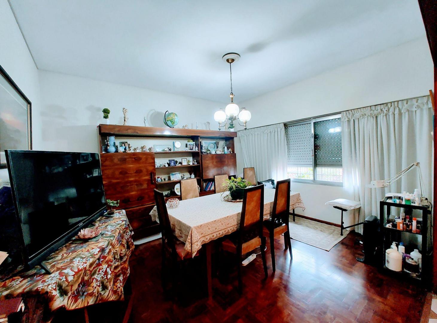 Foto de Casa para dos familias en Quilmes Oeste. Permuta, imagen 5