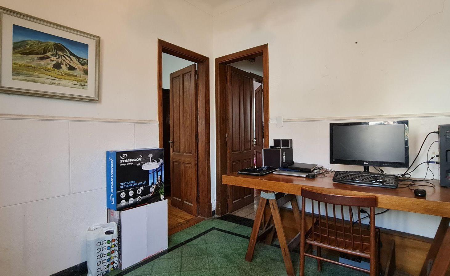 Foto de VENTA CASA 4 AMBIENTES AMPLIO FONDO QUILMES CENTRO, imagen 2