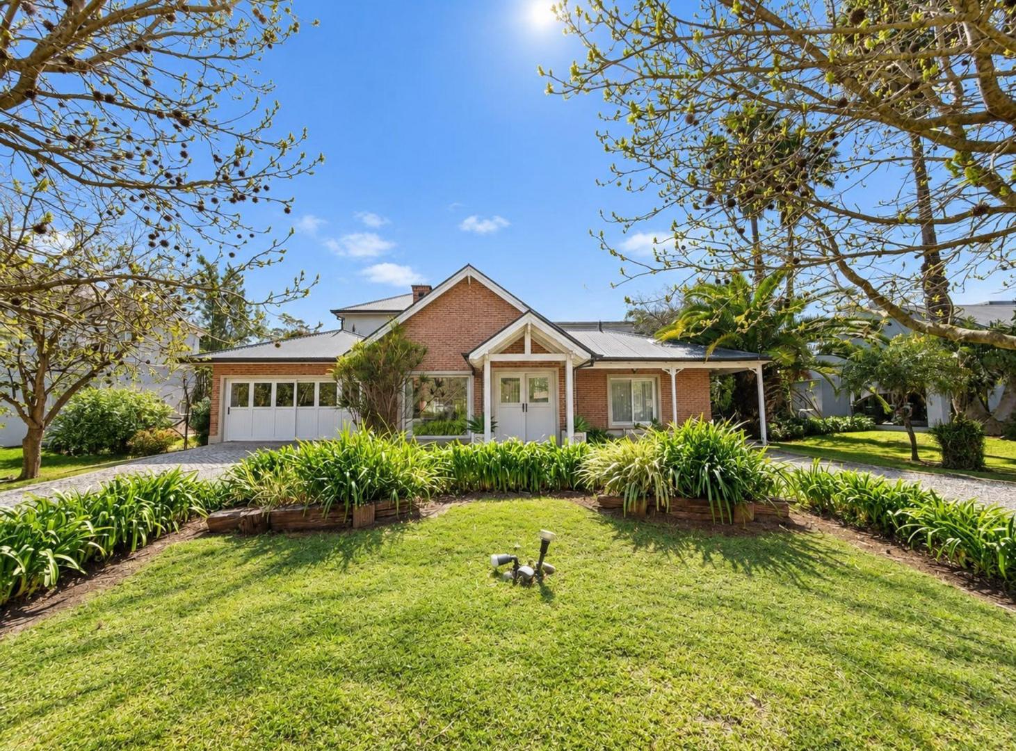 Foto de VENTA CASA BARRIO CERRADO QUILMES, imagen 2