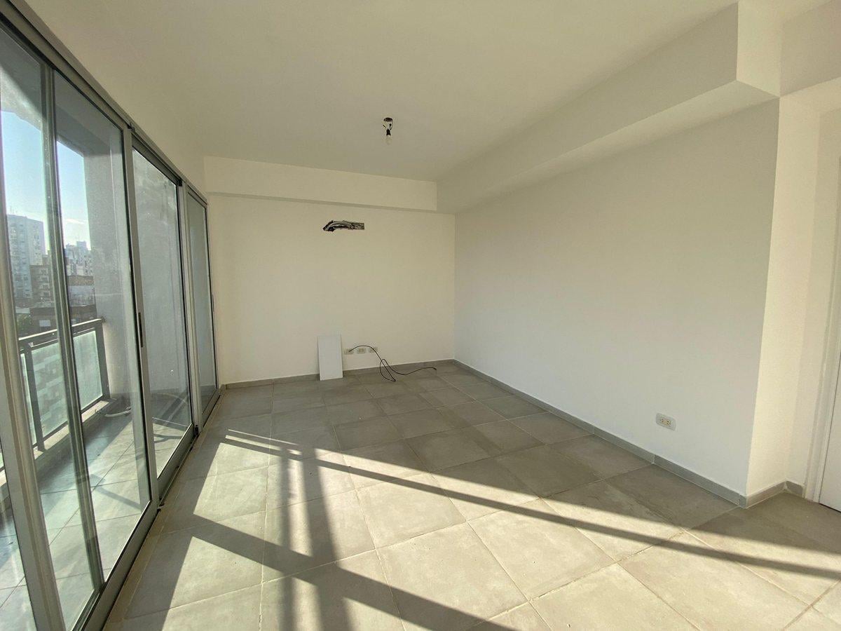 Foto de Monoambiente oficina en venta con cochera Quilmes, imagen 2