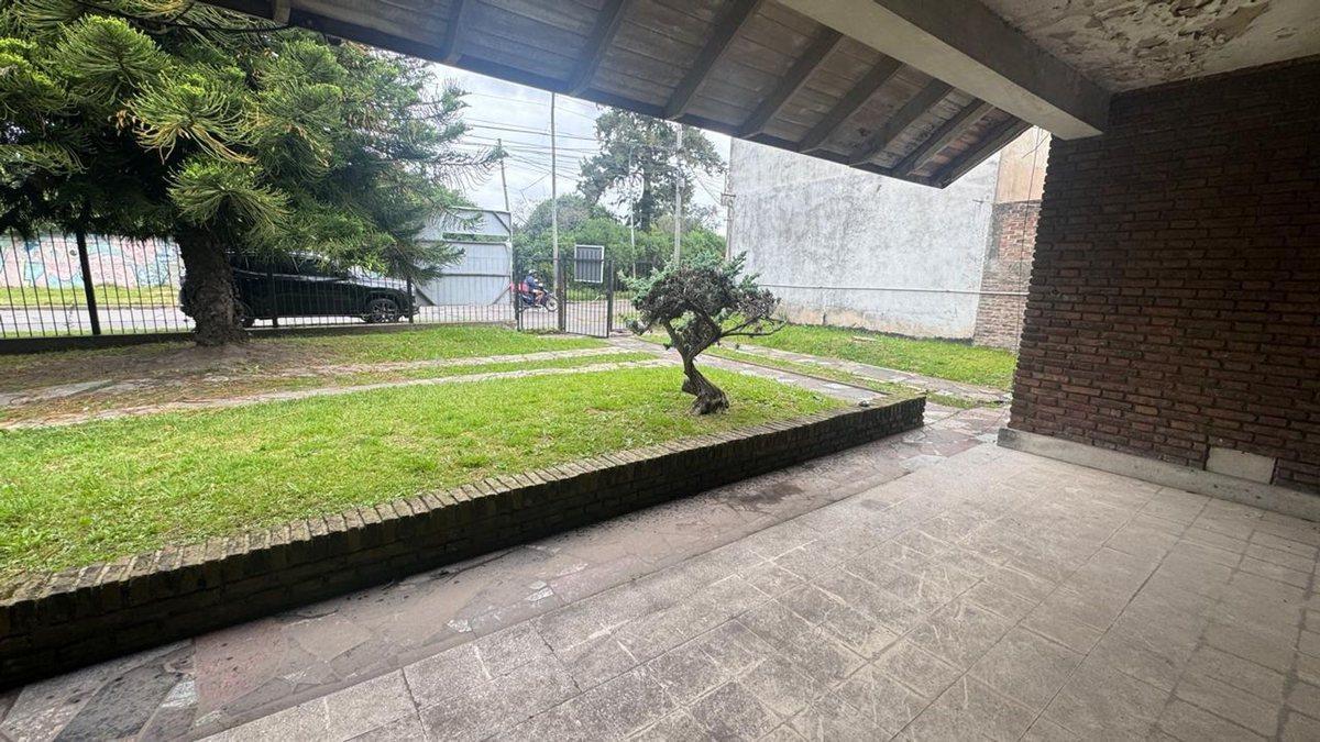 Foto de CASA EN VENTA A REFACCIONAR CRUCE DE VARELA, imagen 4