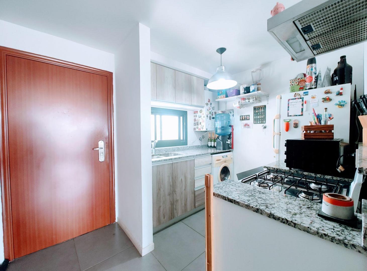 Foto de Venta departamento 3 amb con cochera en Bernal, imagen 3
