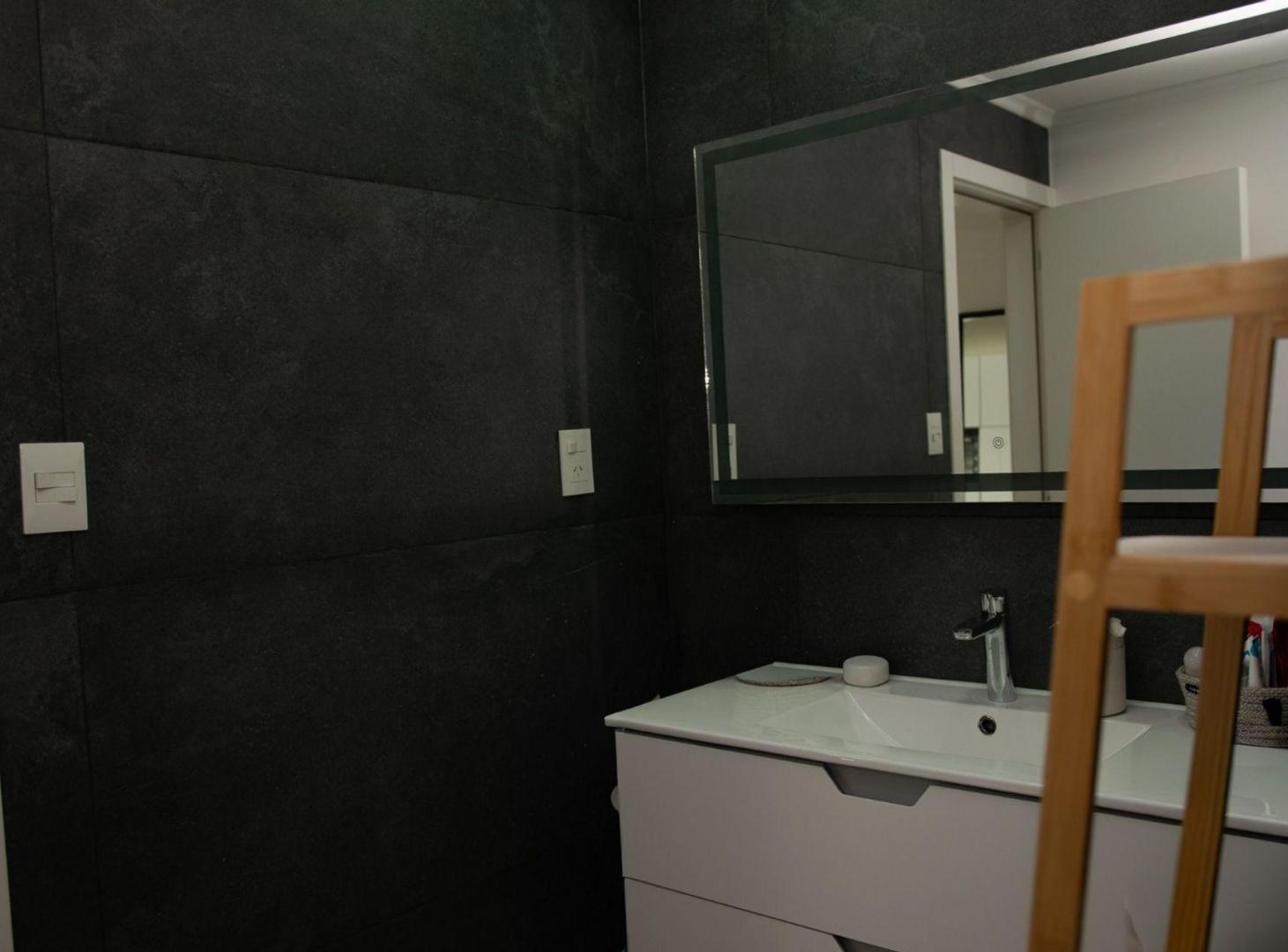 Foto de VENTA 2 AMBIENTES MUY LUMINOSO A ESTRENAR, imagen 4