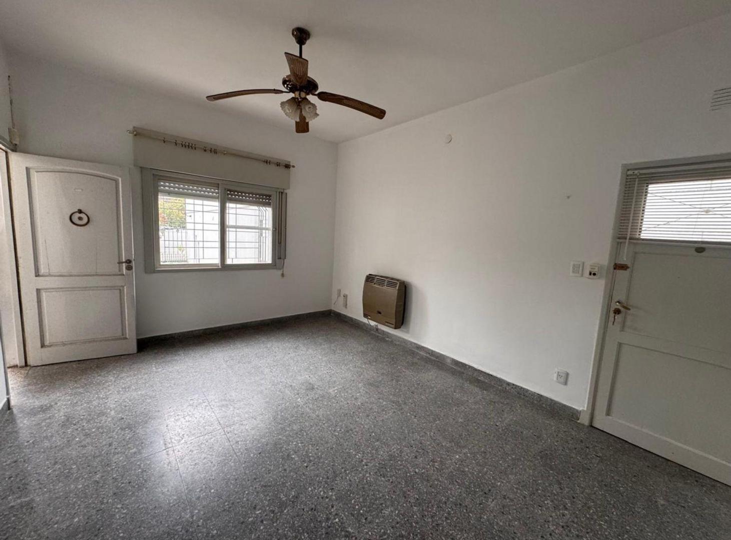 Foto de VENTA DE CASA - QUILMES, imagen 3