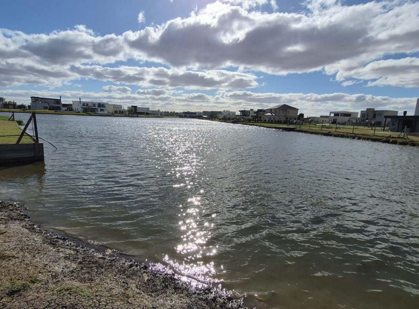 Foto de Lote a la Laguna en Pueblos del Plata, imagen 2