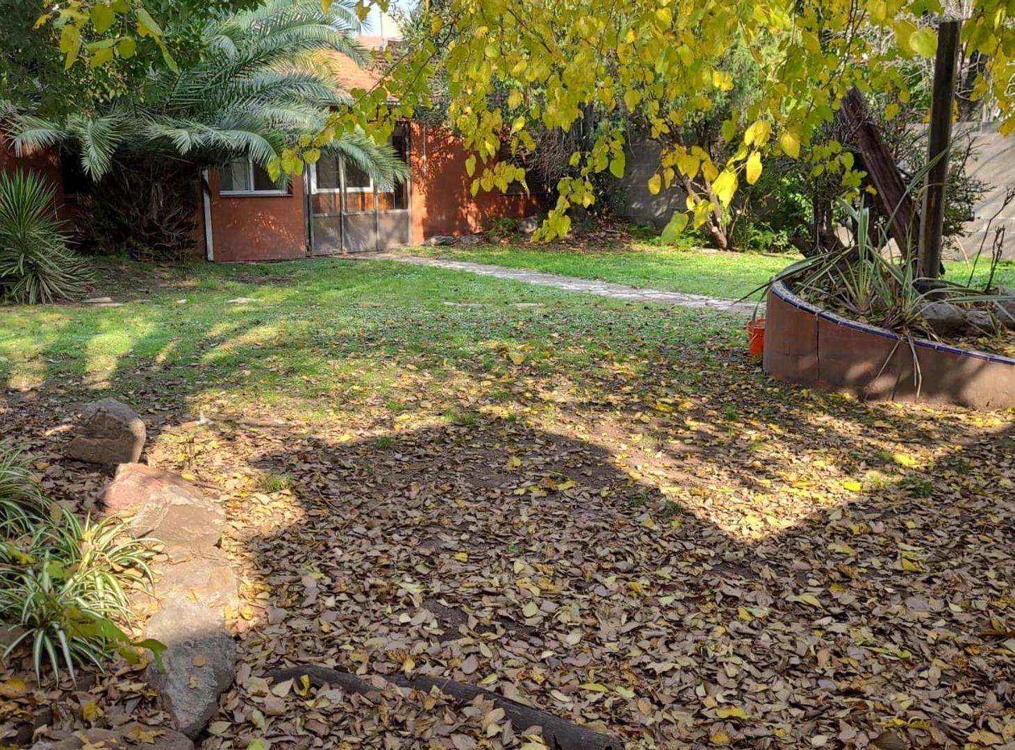 Foto de Lote 649,5 m² + Propiedad en 2 Plantas con Renta, imagen 5