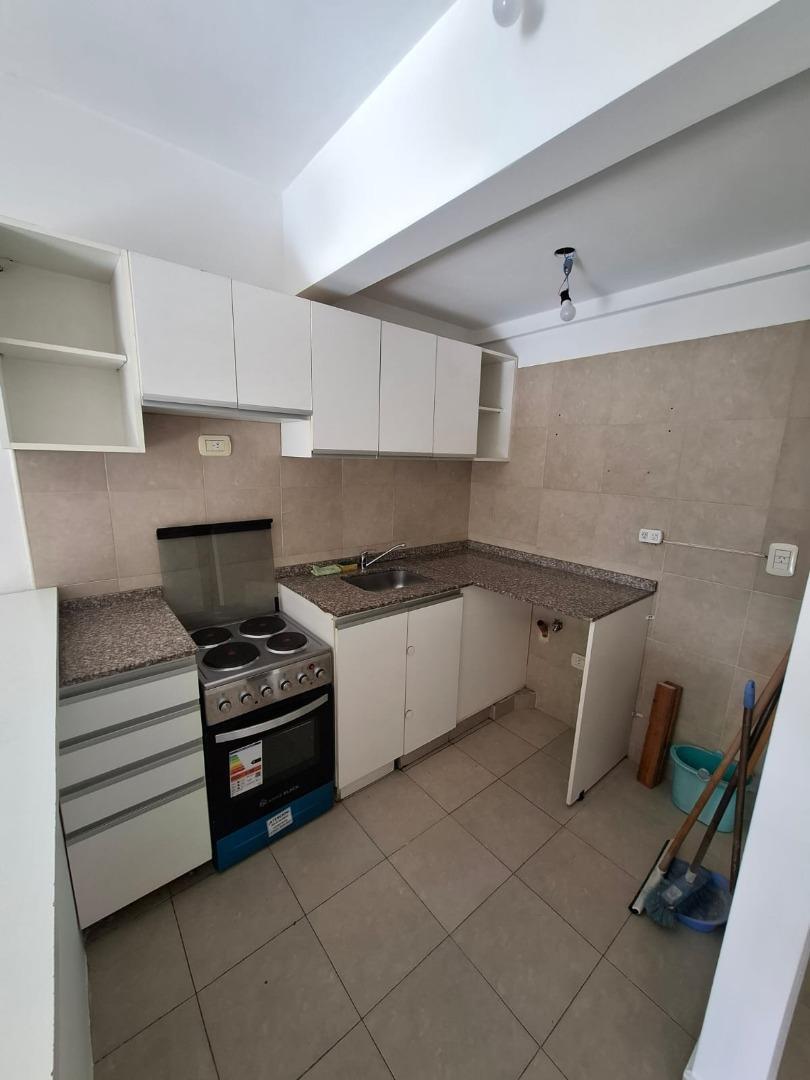 Foto de Excelente Departamento 2 ambientes sin cochera en alquiler., imagen 1