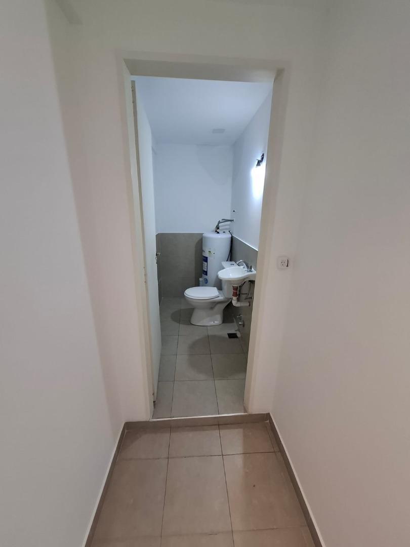 Foto de Excelente Departamento 2 ambientes sin cochera en alquiler., imagen 4