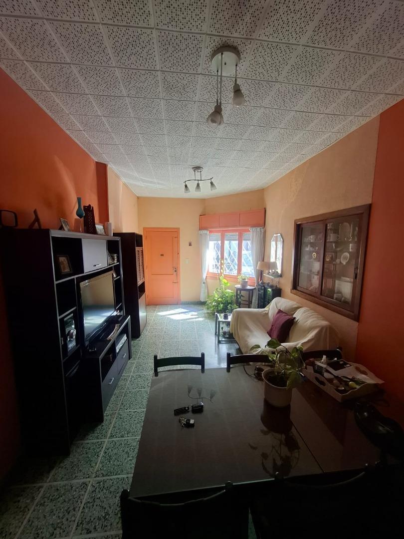 Foto de CASA 3 AMBIENTES CON COCHERA CUBIERTA, PATIO Y TERRAZA, imagen 3