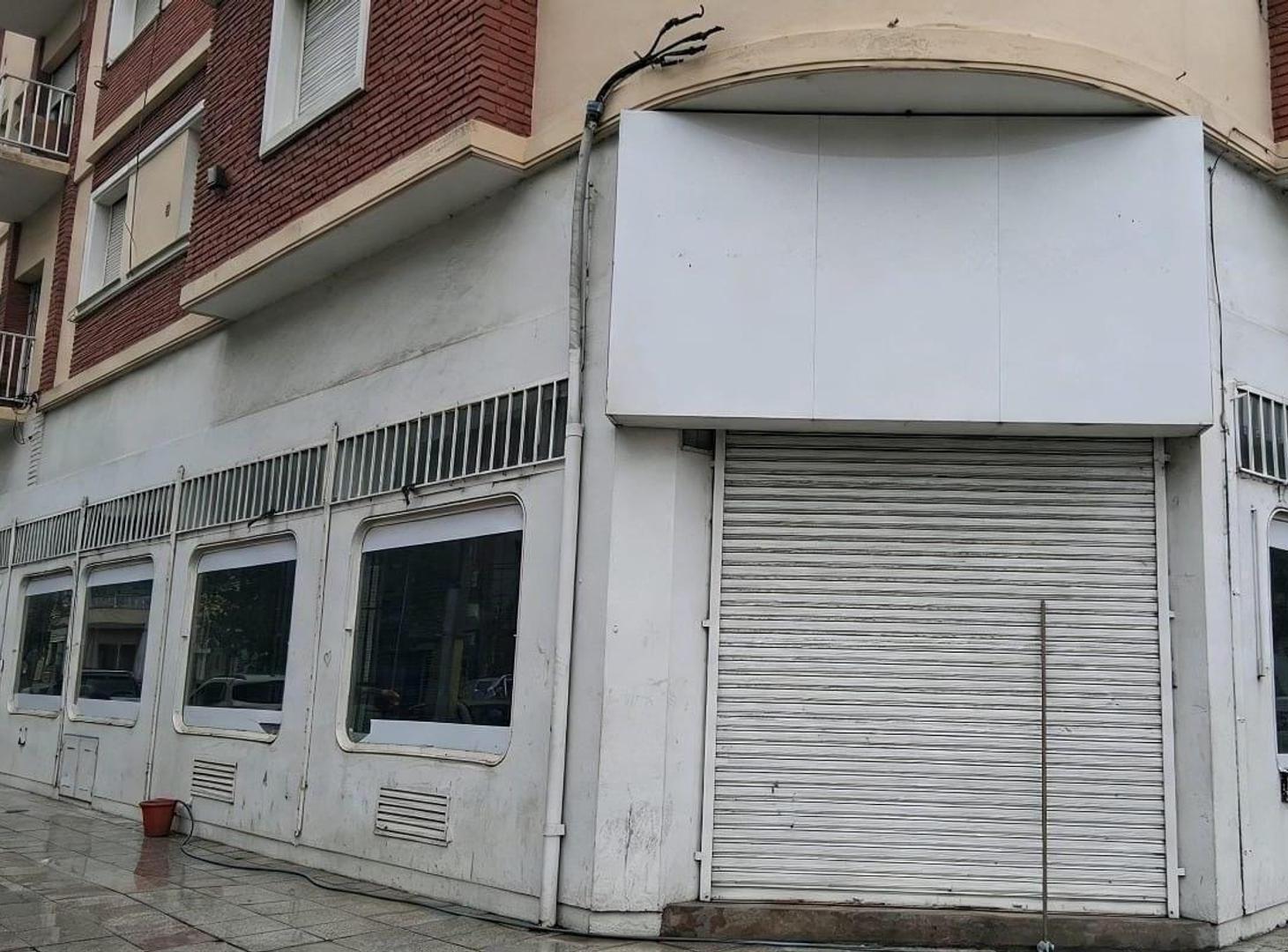 Foto de Alquiler Local Comercial Zona Puerto, imagen 1