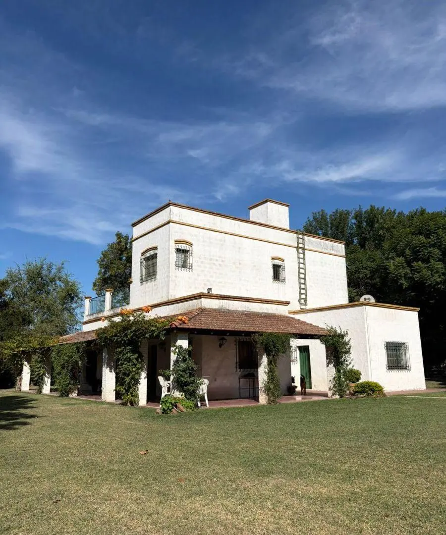 Casa quinta en venta en San Antonio de Areco 1