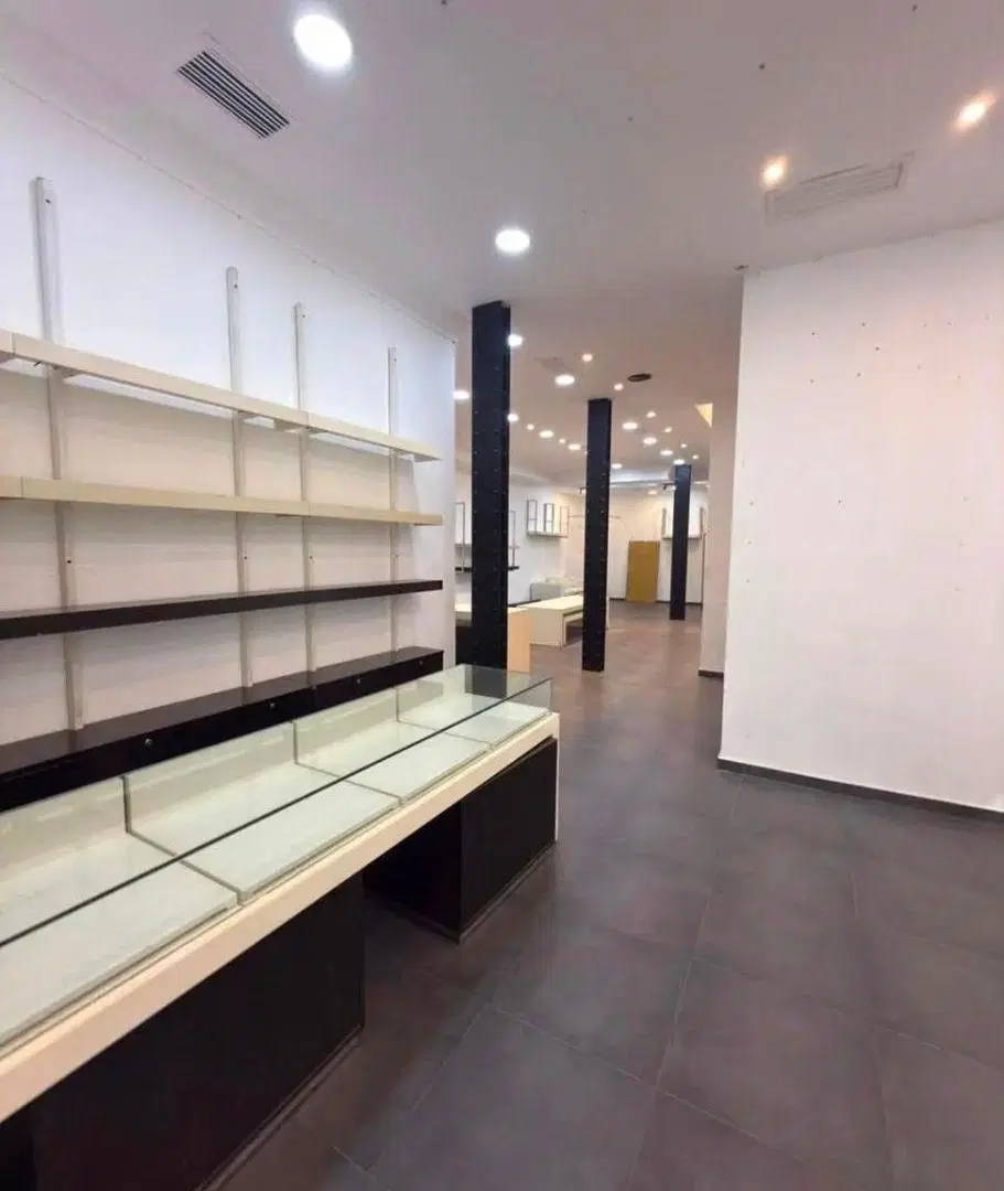 ¡Excelente Local en Alquiler en Recoleta! 165 m² | 5 m de Frente | Ubicación Premium 2