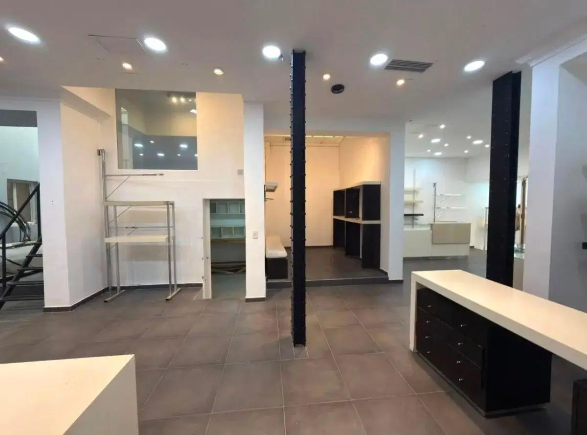 ¡Excelente Local en Alquiler en Recoleta! 165 m² | 5 m de Frente | Ubicación Premium 4
