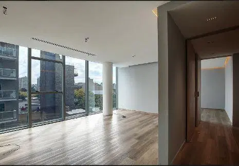 Oficina en Alquiler c/cochera 190m2 3