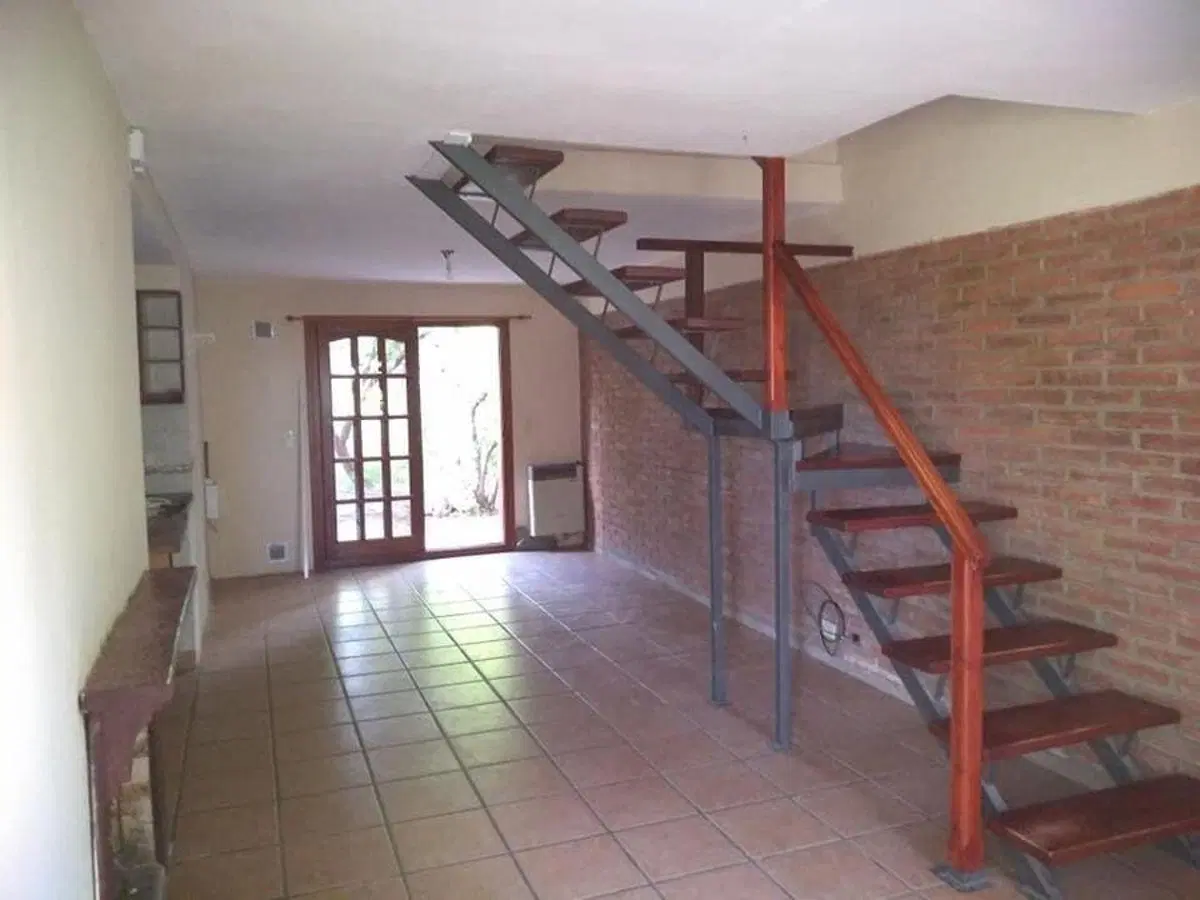 SE VENDE CASA CHALET DE 120 M2 A 2 CUADRAS DE RUTA 38 EN LA FALDA, CORDOBA 5