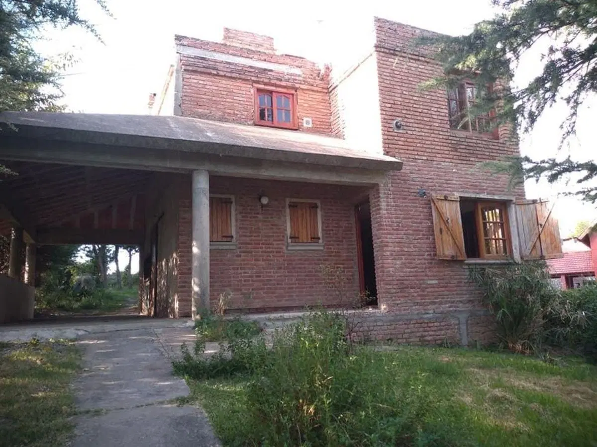 SE VENDE CASA CHALET DE 120 M2 A 2 CUADRAS DE RUTA 38 EN LA FALDA, CORDOBA 3