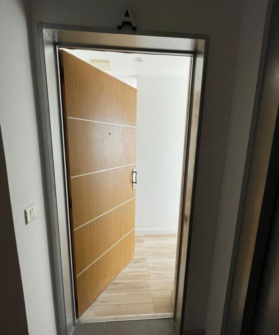 Foto de Dos Ambientes c/cochera Alquiler, imagen 2