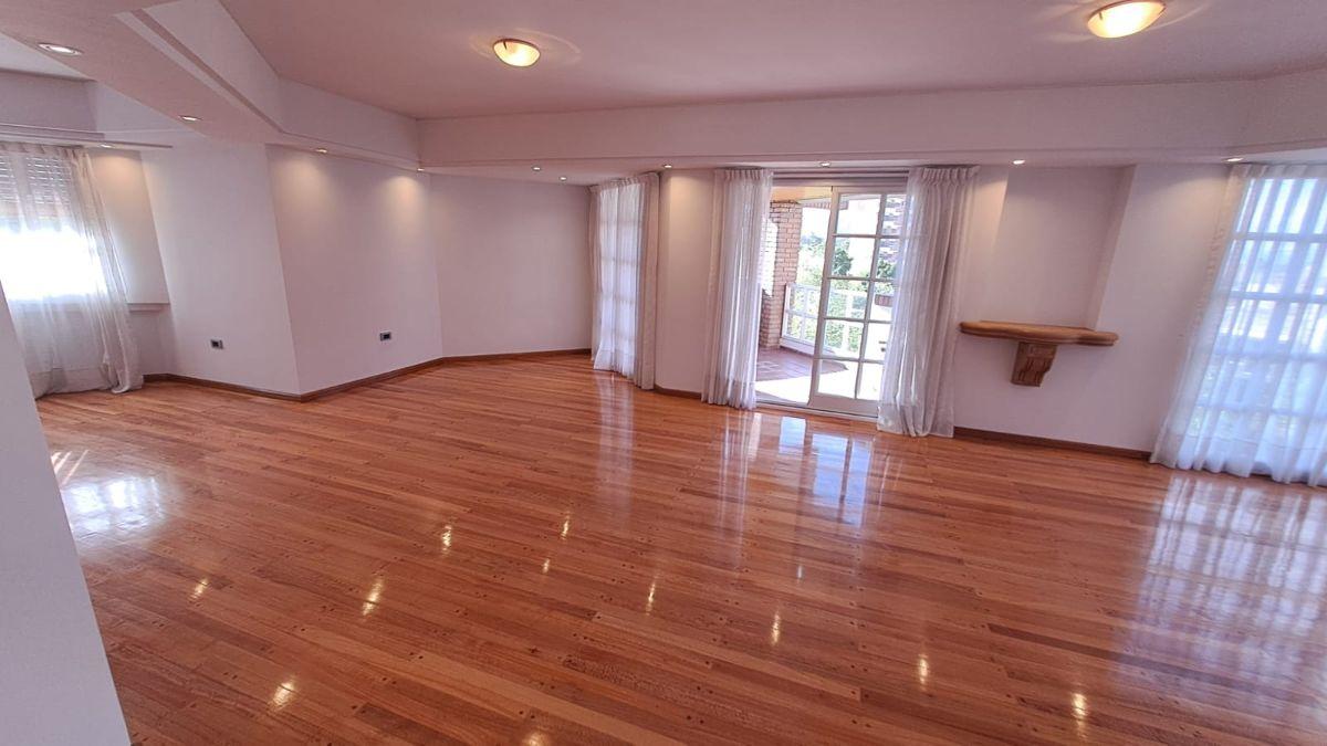 Foto de Departamento en alquiler de 240 m2 en Ciudad de Mendoza., imagen 5