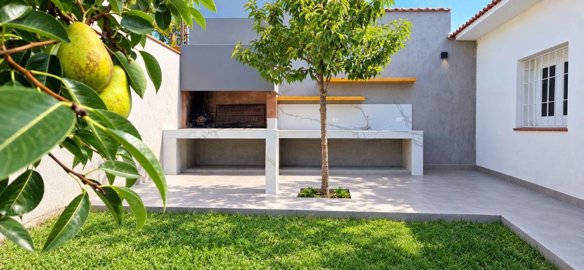 Foto de IMPORTANTE PROPIEDAD RECICLADA CON DEPARTAMENTO INDEPENDIENTE EN VENTA, imagen 4