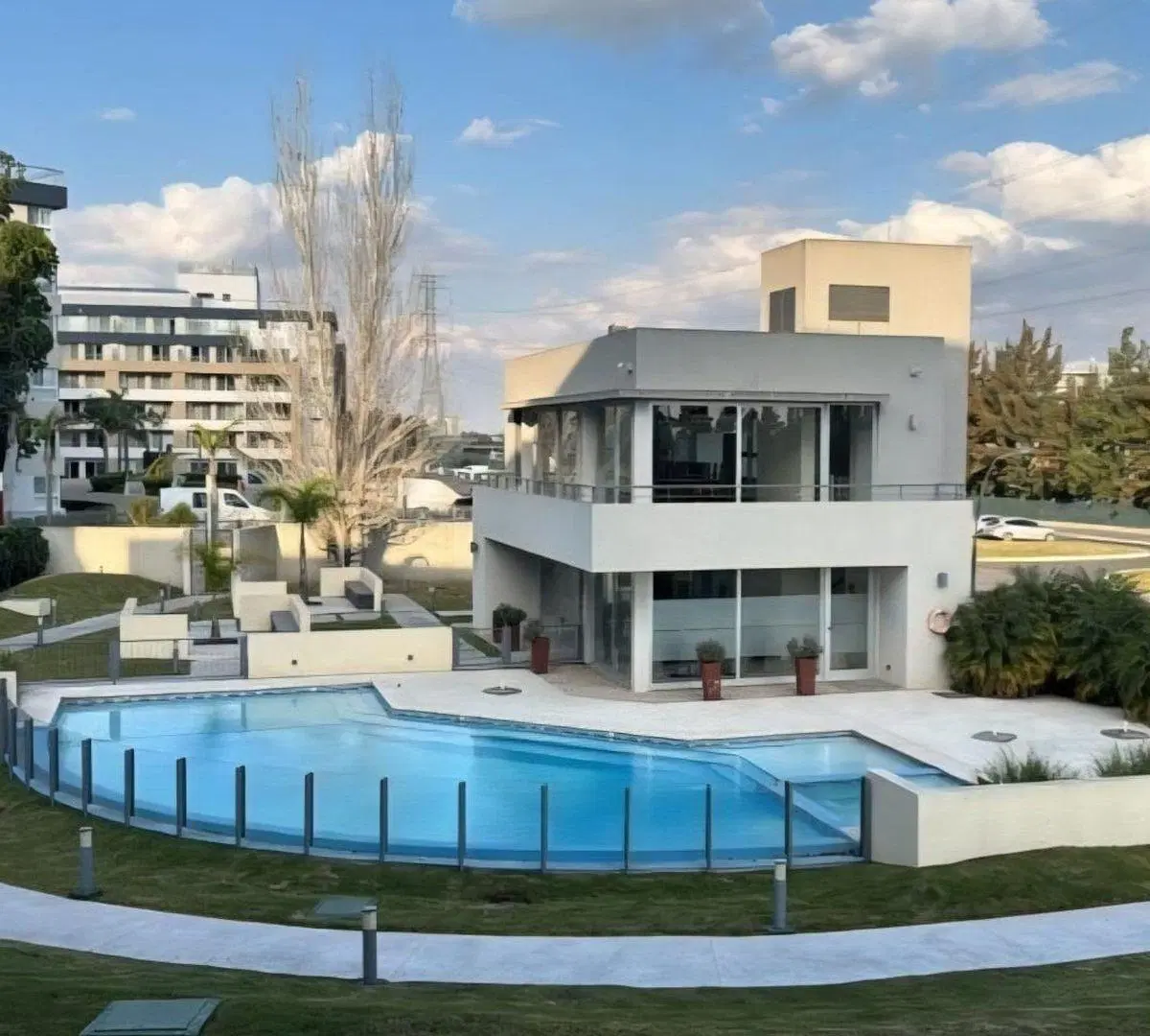 VENTA DEPTO STUDIO NORTH CORAL NORDELTA C/COCHERA 4