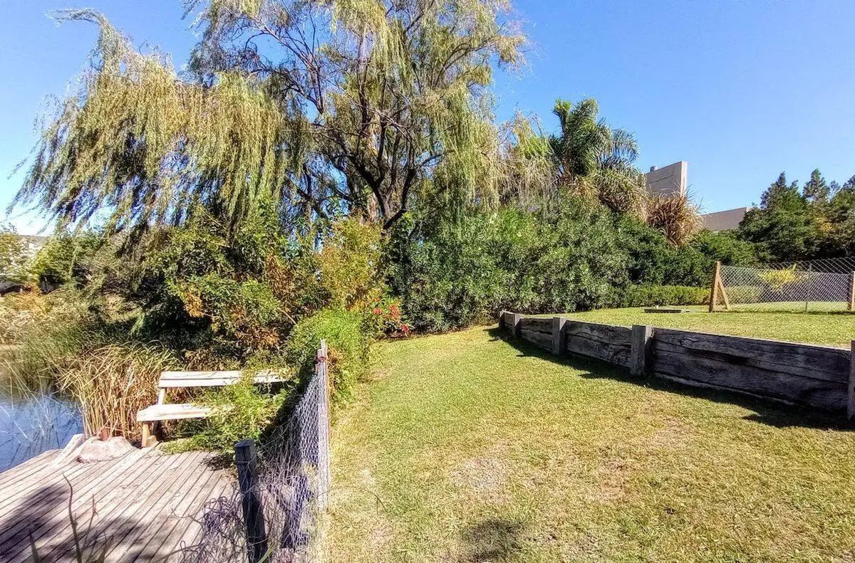 Venta casa 7 ambiente nordelta Tigre laguna pileta 5