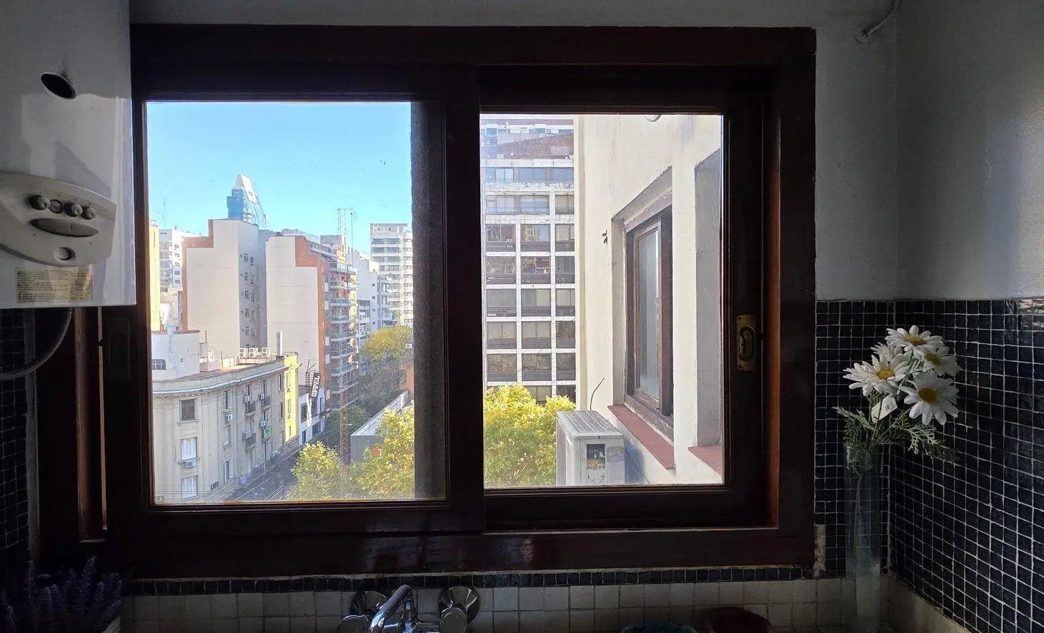 VENTA DEPARTAMENTO 3 AMBIENTES. BALCON VISTA ABIER 5