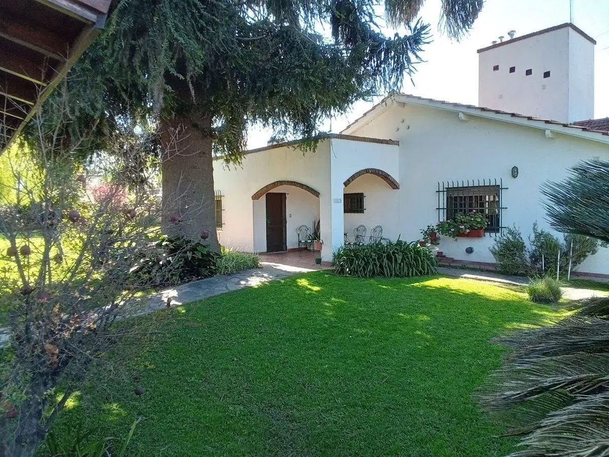 VENTA CASA 6 AMBIENTES JARDIN DEL VISO PILAR 5