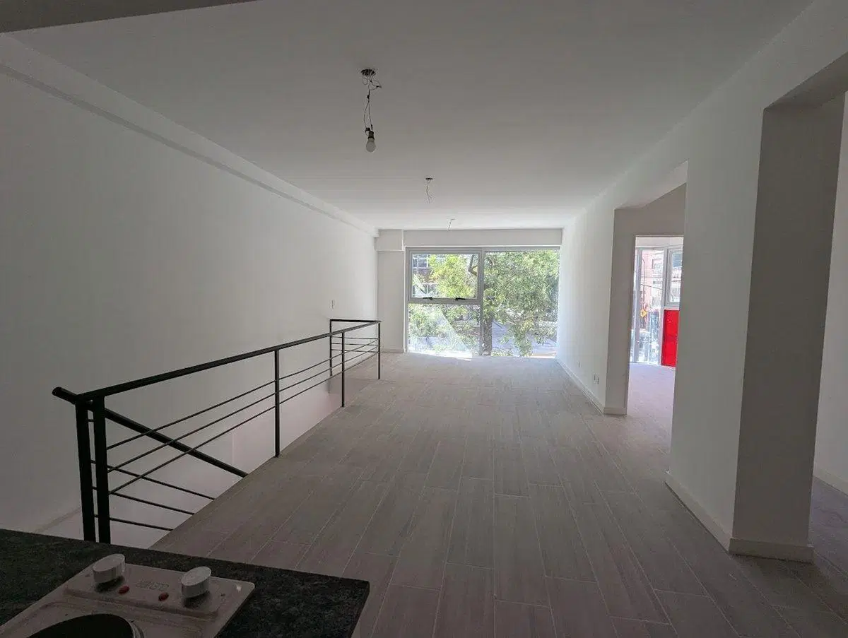Alquiler local comercial +depto San Cristobal CABA 4