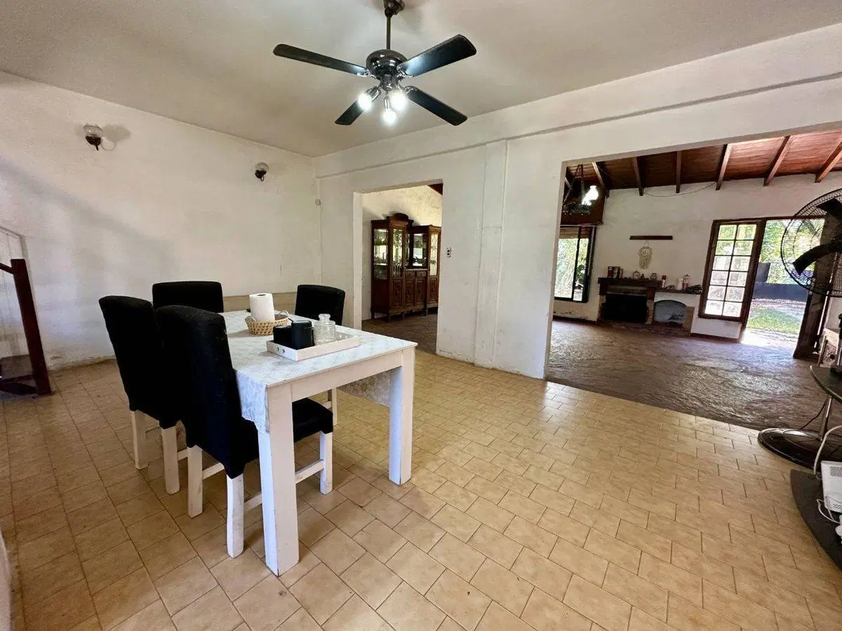 Casa en Venta 5 Amb  Don Torcuato 3